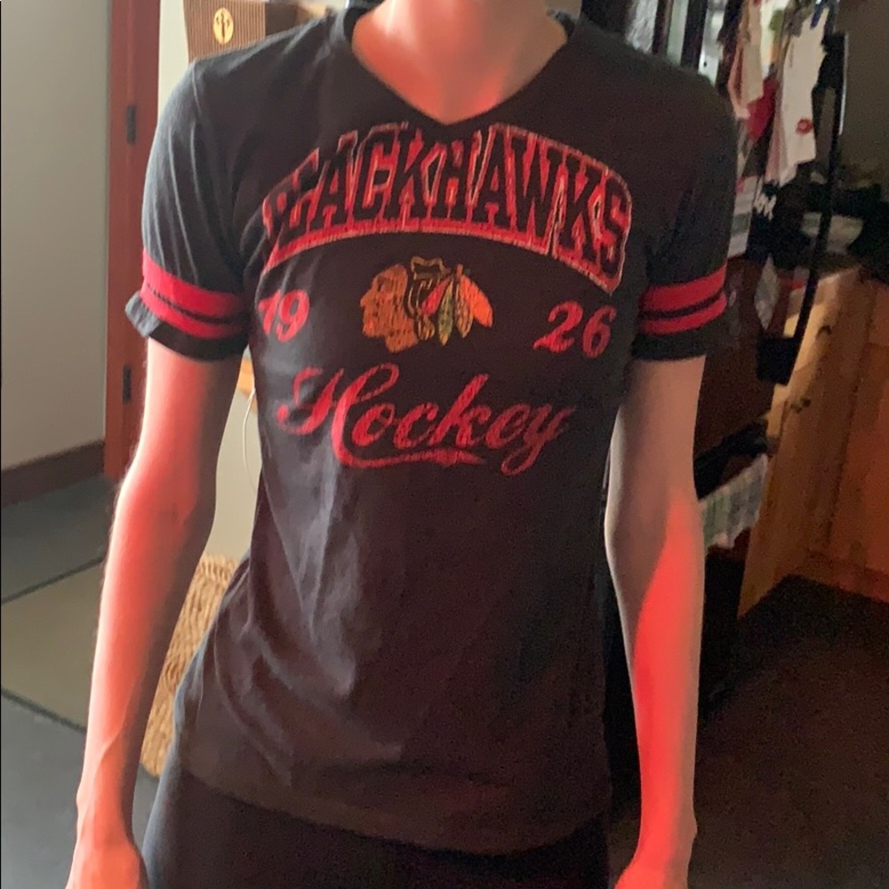 black hawks t shirt
